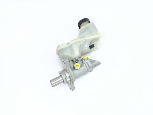 Used Brake master cylinder Brake master cylinder RENAULT TALISMAN Grandtour (KP_) 1.6 dCi 130 (130 hp) 33926799 33926799
