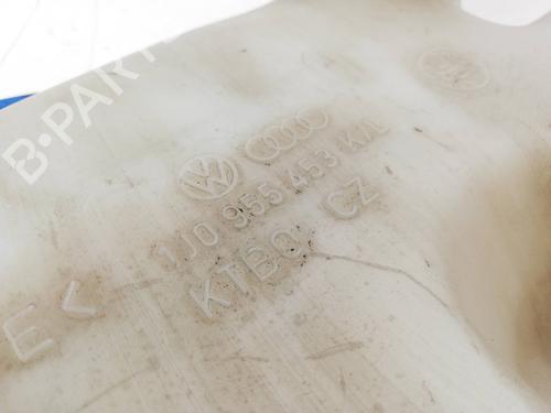 Windscreen washer tank VW GOLF IV (1J1) 1.8 T | BP15864619C113 