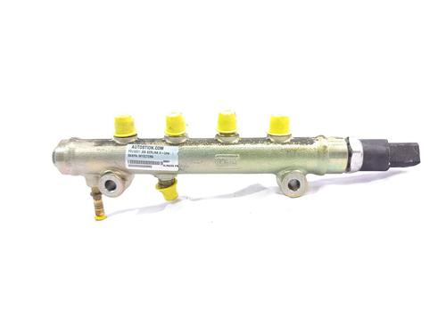 Used Injection rail PEUGEOT 206 Hatchback (2A/C) [1998-2012]  25823242