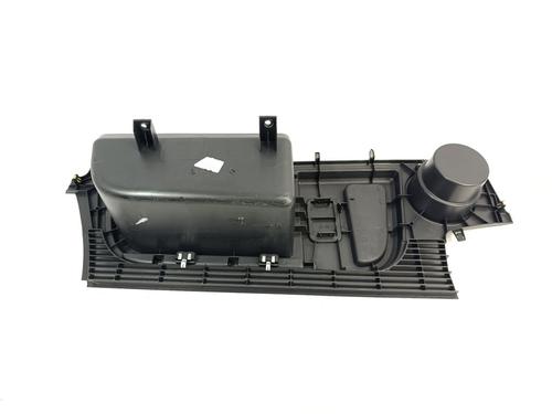 Glove box LAND ROVER DISCOVERY III (L319) 2.7 TD 4x4 | BP18665976C95 