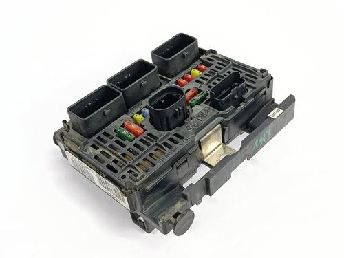 Used Fuse box Fuse box 39227534 39227534