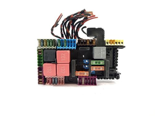 Used Fuse box MERCEDES-BENZ C-CLASS (W205) C 220 BlueTEC / d (205.002, 205.004) (170 hp) 24631147