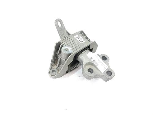 Used Engine mount OPEL ASTRA J Sports Tourer (P10) [2010-2015]  18129197