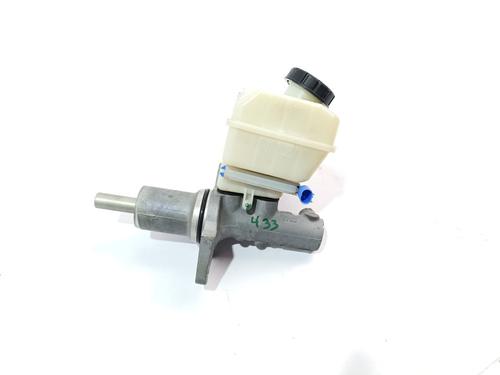 Used Brake master cylinder MERCEDES-BENZ SPRINTER 3,5-t Bus (B906) 324 (906.733, 906.735) (258 hp) 17665412