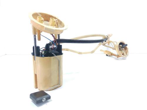 Used Fuel pump BMW 3 (E46) 320 d (136 hp) 15875346