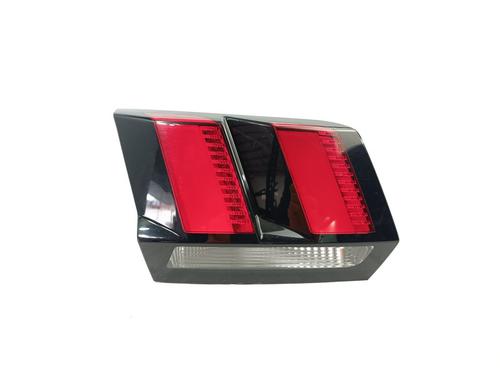 Used Left tailgate light PEUGEOT 3008 II SUV (MC_, MR_, MJ_, M4_) [2016-2025]  17454106