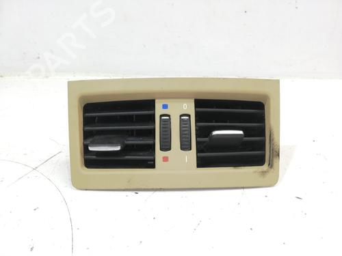 Used Air vent BMW 3 (E90) 320 d (177 hp) 15868441