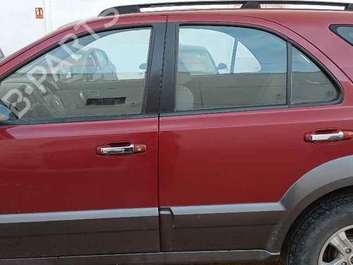 Used Left front door KIA SORENTO I (JC) 2.5 CRDi 4WD (140 hp) 17738045