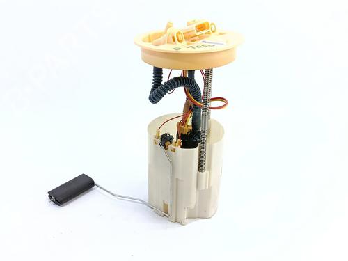 Used Fuel pump FORD KUGA II (DM2) [2012-2025]  28130503