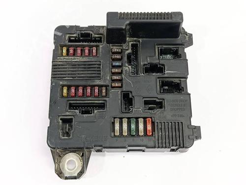 Fuse box RENAULT MEGANE II Saloon (LM0/1_) 1.9 dCi (LM0G, LM1G, LM2C) | BP39227539E1 - Image 2