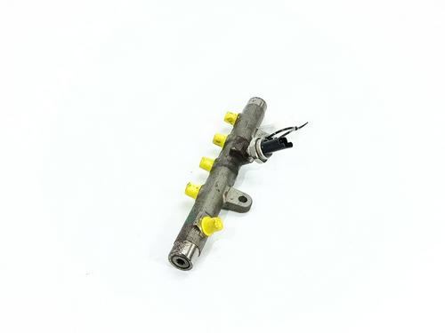Used Injection rail Injection rail RENAULT MEGANE II (BM0/1_, CM0/1_) 1.5 dCi (BM1E, CM1E) (106 hp) 34637757 34637757