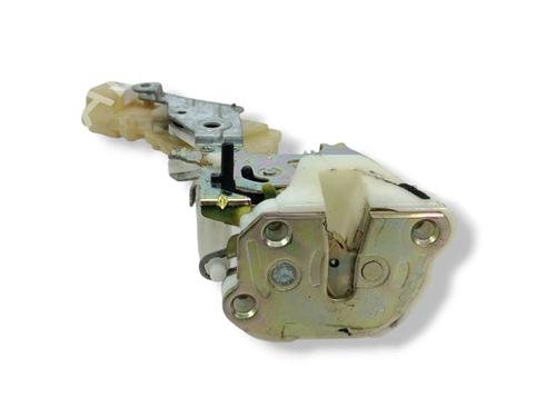 Used Rear right lock Rear right lock TOYOTA YARIS VERSO (_P2_) 1.3 (NCP20_, NCP22_, NCP20R, NCP22R) (86 hp) 33166811 33166811