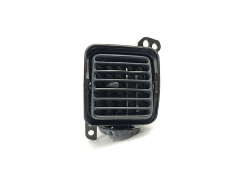 Used Air vent TOYOTA LAND CRUISER 90 (_J9_) 3.0 TD (KZJ90_, KZJ95_, KZJ90R, KZJ95R, KZJ90W, KZJ95W) (125 hp) 16104513