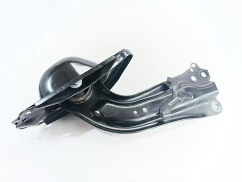 Used Right rear suspension arm Right rear suspension arm TOYOTA C-HR (_X1_) 1.8 Hybrid (ZYX10_, ZYX11_, ZYX10R, ZYX11R) (122 hp) 32847086 32847086