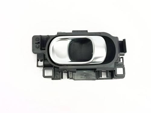 Used Front left interior door handle Front left interior door handle 39065922 39065922