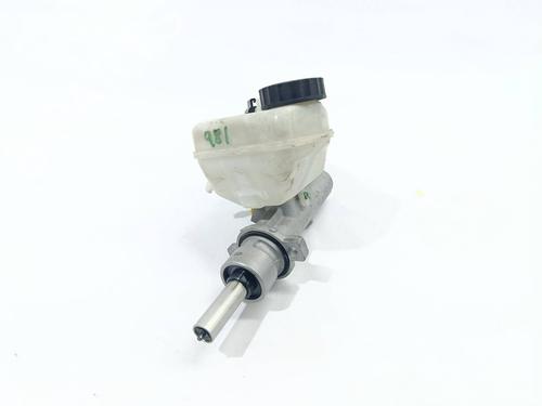brake-master-cylinder-ford-mondeo-iii-b5y-2000-2001-2002-2003-2004-2005-2006-2007-35820099 main image
