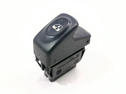 Used Left front window switch RENAULT MEGANE I Classic (LA0/1_) 1.9 dCi (LA05, LA1F) (102 hp) 30386042