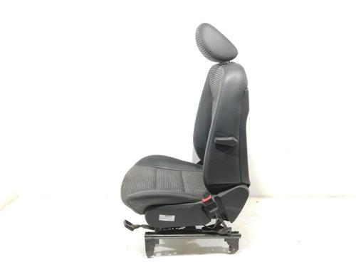 Right front seat MERCEDES-BENZ A-CLASS (W169) A 200 CDI (169.008, 169.308) | BP15867543C16 