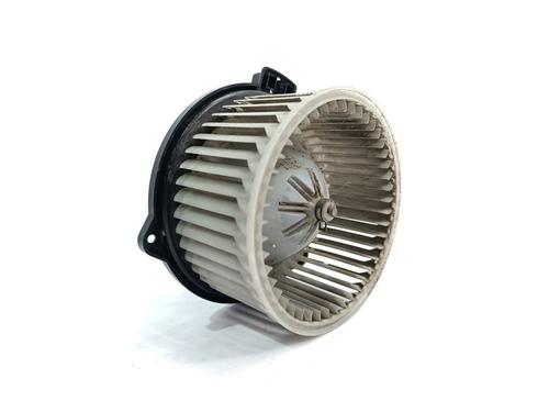 Used Heater blower motor TOYOTA LAND CRUISER 90 (_J9_) 3.0 TD (KZJ90_, KZJ95_, KZJ90R, KZJ95R, KZJ90W, KZJ95W) (125 hp) 16104516