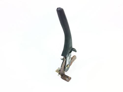 Używane Hamulec ręczny MITSUBISHI PAJERO PININ I (H6_W, H7_W) 2.0 GDI (H67W, H77W) (129 hp) 30657687