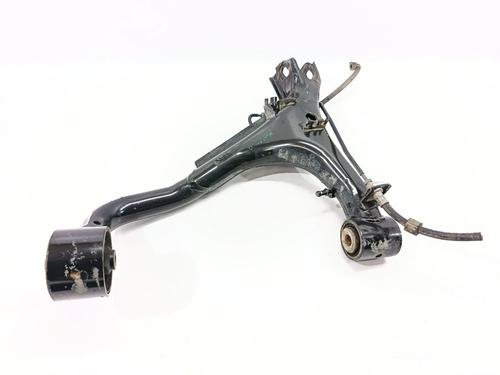 Used Right rear suspension arm Right rear suspension arm 37682019 37682019
