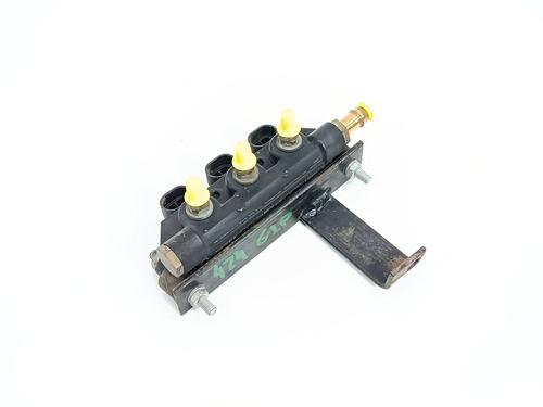 Used Injection rail Injection rail 38962043 38962043