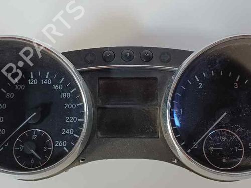 Used Instrument cluster MERCEDES-BENZ R-CLASS (W251, V251) [2005-2017]  15875609