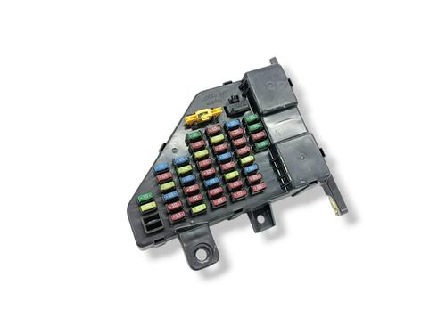 Used Fuse box Fuse box HYUNDAI TUCSON (JM) 2.0 CRDi (113 hp) 33166680 33166680