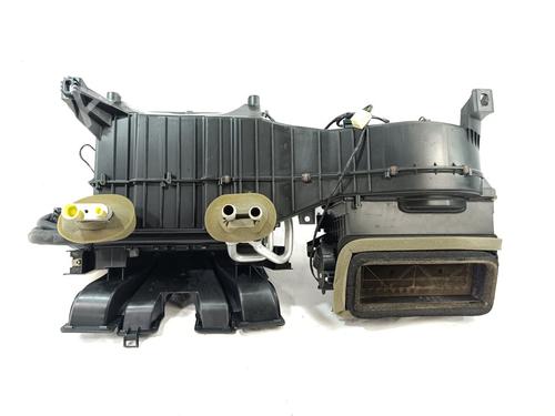 Heater matrix box LAND ROVER DISCOVERY III (L319) 2.7 TD 4x4 | BP18666576M61 