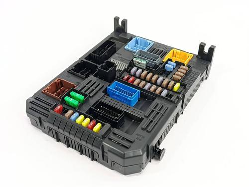Used Fuse box Fuse box PEUGEOT 3008 II SUV (MC_, MR_, MJ_, M4_) [2016-2026] 39903204 39903204