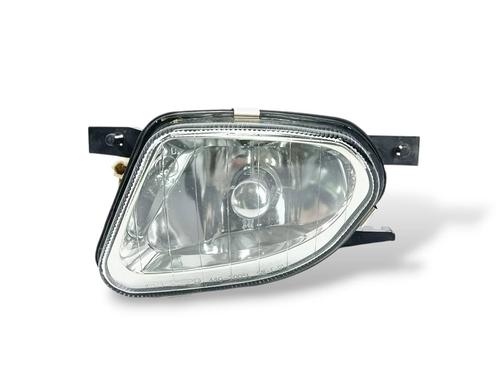Used Left front fog light Left front fog light MERCEDES-BENZ SPRINTER 3,5-t Bus (B906) 324 (906.733, 906.735) (258 hp) 33649283 33649283