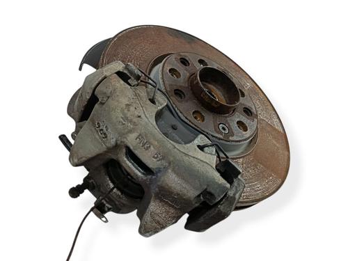 Used Left front steering knuckle Left front steering knuckle ALFA ROMEO GIULIETTA (940_) 1.6 JTDM (940FXD1A) (105 hp) 33614178 33614178