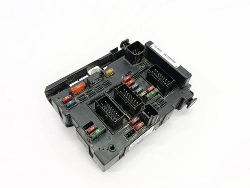 Used Fuse box Fuse box 39183729 39183729