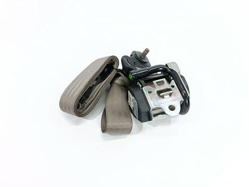 Used Rear right seatbelt Rear right seatbelt VOLVO XC90 I (275) D5 AWD (163 hp) 33313302 33313302