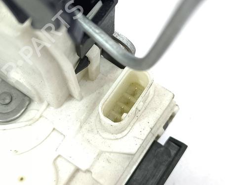 Rear left lock MERCEDES-BENZ GLA-CLASS (X156) GLA 200 CDI / d (156.908) | BP15957282C100 