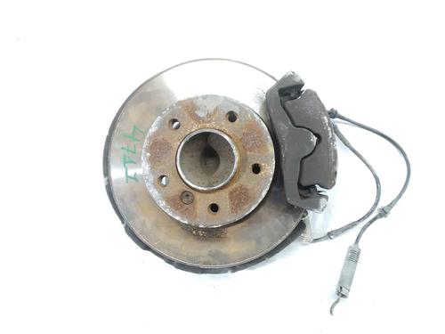 Used Left front steering knuckle BMW 1 (E87) 118 d (122 hp) 15871449
