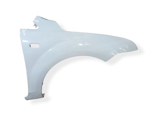 Used Right front fenders Right front fenders FORD FOCUS II Saloon (DB_, FCH, DH) [2005-2026] 33628094 33628094