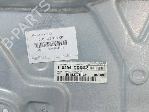 Vindusheismekanisme venstre foran SKODA SUPERB I (3U4)  | BP30056894C22 