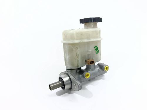 Used Brake master cylinder HYUNDAI SANTA FÉ II (CM) 2.2 CRDi 4x4 (155 hp) 31153935