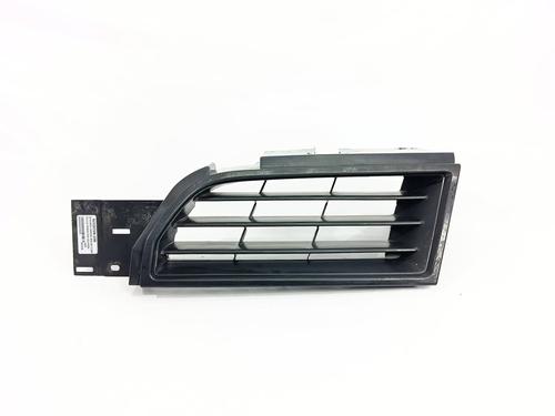 Used Grille Grille MITSUBISHI CARISMA (DA_) 1.9 DI-D (DA5A) (115 hp) 36300587 36300587