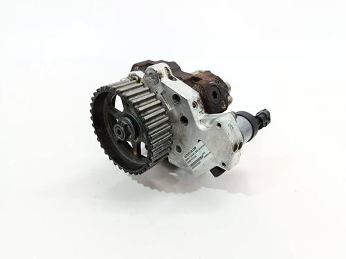 Used Injection pump RENAULT LAGUNA II (BG0/1_) [2001-2007]  30792235