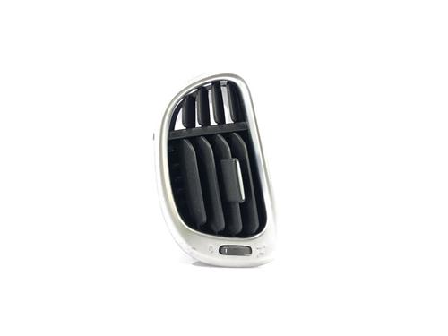 Used Air vent FIAT 500L (351_, 352_) 1.3 D Multijet (199.LYM11, 199.LYM1A) (95 hp) 27451894