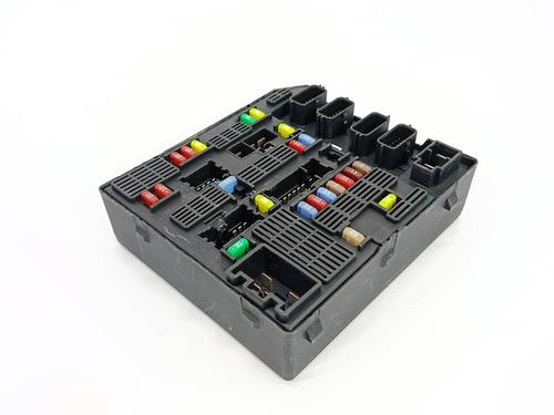 Used Fuse box Fuse box RENAULT SCÉNIC III (JZ0/1_) [2008-2016] 39657746 39657746