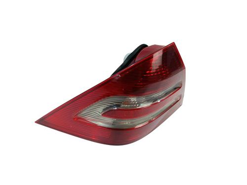 Left taillight MERCEDES-BENZ C-CLASS (W203)  | BP29877587C34