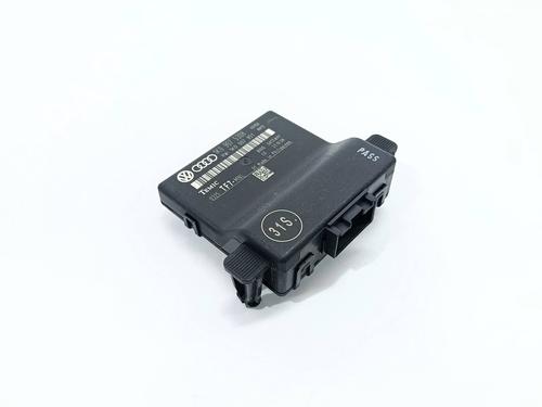 Used Electronic module VW GOLF V (1K1) [2003-2010]  31696411