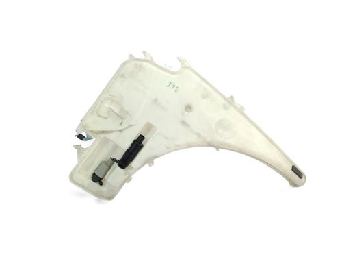 Used Windscreen washer tank BMW 3 (E90) 320 d (177 hp) 22368459