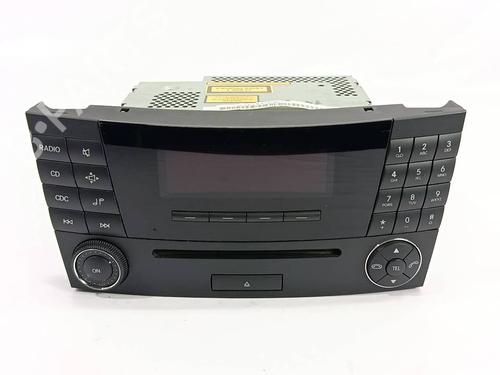 Used Radio Radio MERCEDES-BENZ E-CLASS (W211) E 270 CDI (211.016) (177 hp) 39657676 39657676