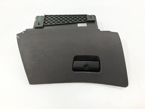 Used Glove box BMW 5 (E39) 520 i (170 hp) 28327634