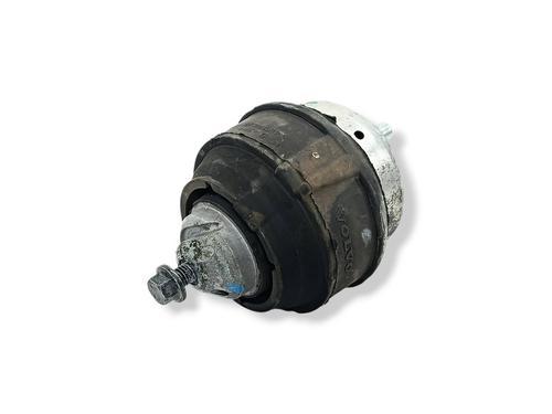 Used Engine mount VOLVO XC90 I (275) D5 AWD (185 hp) 31081930