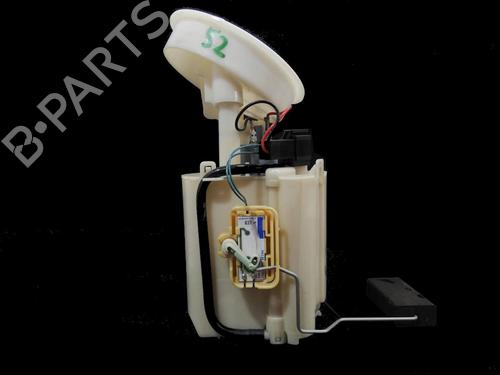 Used Fuel pump MERCEDES-BENZ CLK (C209) CLK 200 Kompressor (209.342) (163 hp) 15875495
